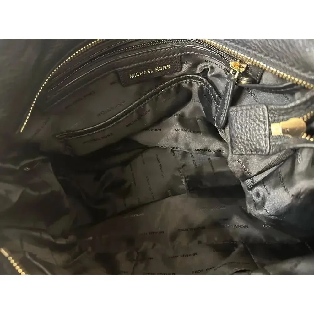 Michael Kors purse‎